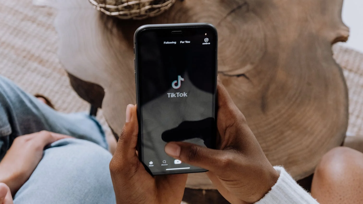 Tiktokӡ�����Ӫҵ��ͣ�������������羳������������תΣΪ����������������